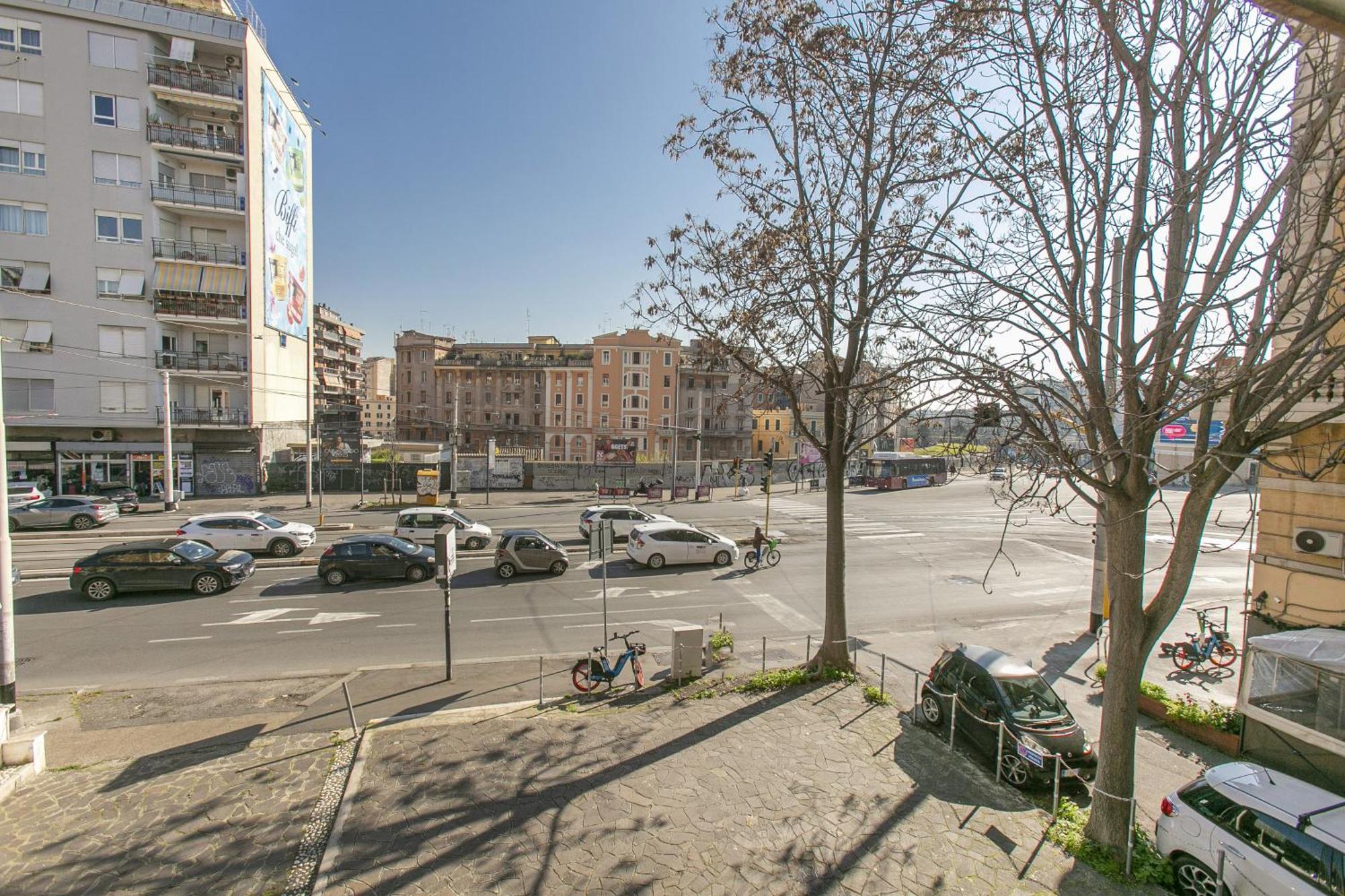 Bb Trastevere Station - Room3 Roma Ngoại thất bức ảnh