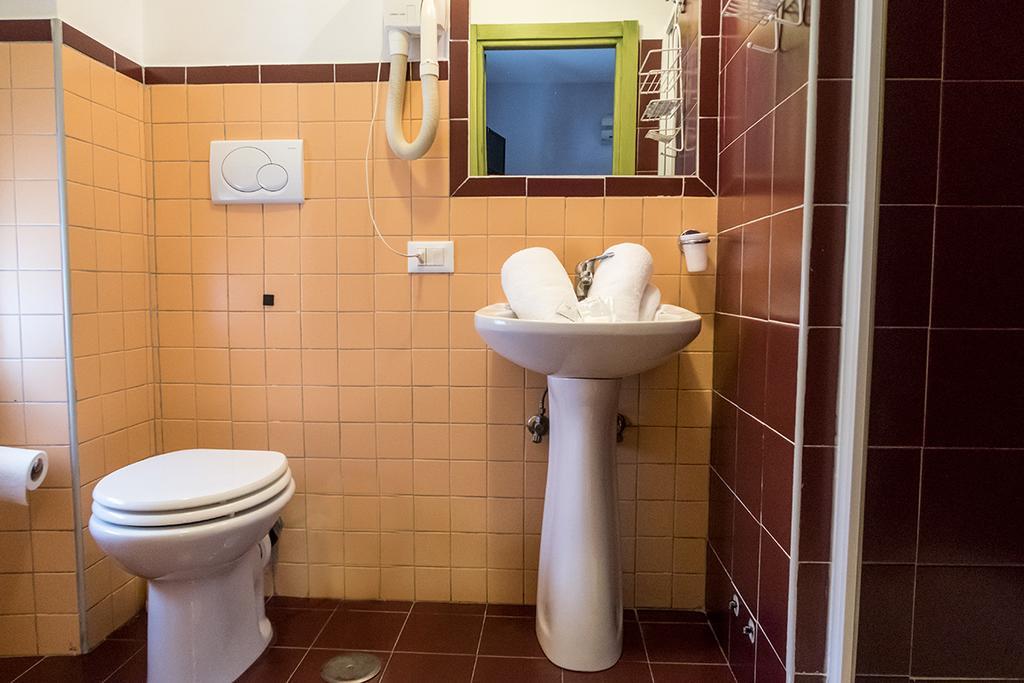 Bb Trastevere Station - Room3 Roma Ngoại thất bức ảnh